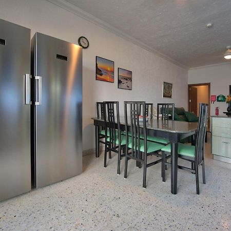 Beachfront With Seaviews Apartment No56 Award Winner Unbeatable Location For Closeness To The Sea Ideal For Guests Looking For Winter Spring And Autumn Breaks In Sunny Malta Also Ideal For Coastal Hikers Mellieħa Esterno foto