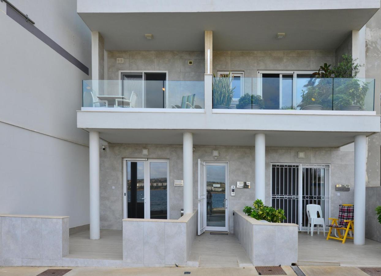 Beachfront With Seaviews Apartment No56 Award Winner Unbeatable Location For Closeness To The Sea Ideal For Guests Looking For Winter Spring And Autumn Breaks In Sunny Malta Also Ideal For Coastal Hikers Mellieħa Esterno foto