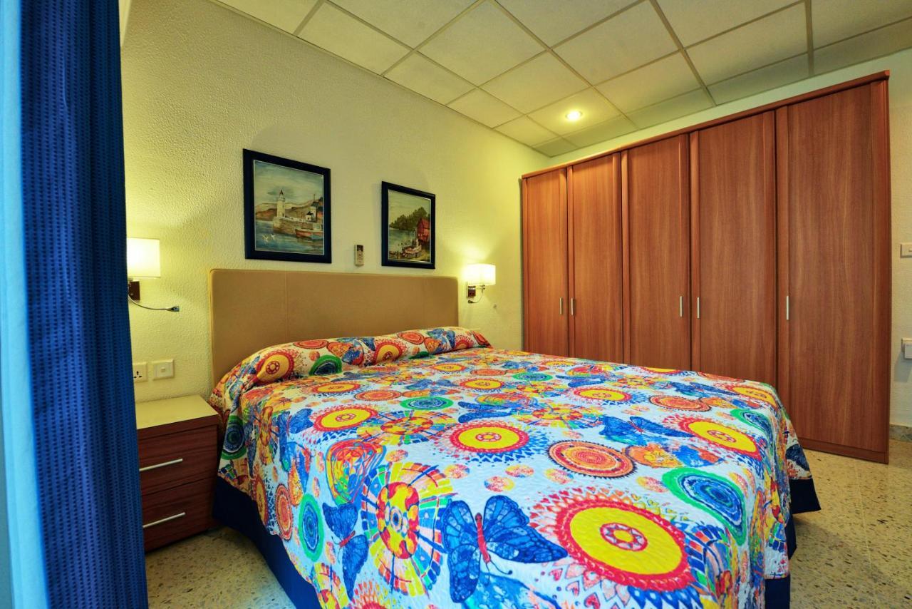 Beachfront With Seaviews Apartment No56 Award Winner Unbeatable Location For Closeness To The Sea Ideal For Guests Looking For Winter Spring And Autumn Breaks In Sunny Malta Also Ideal For Coastal Hikers Mellieħa Esterno foto